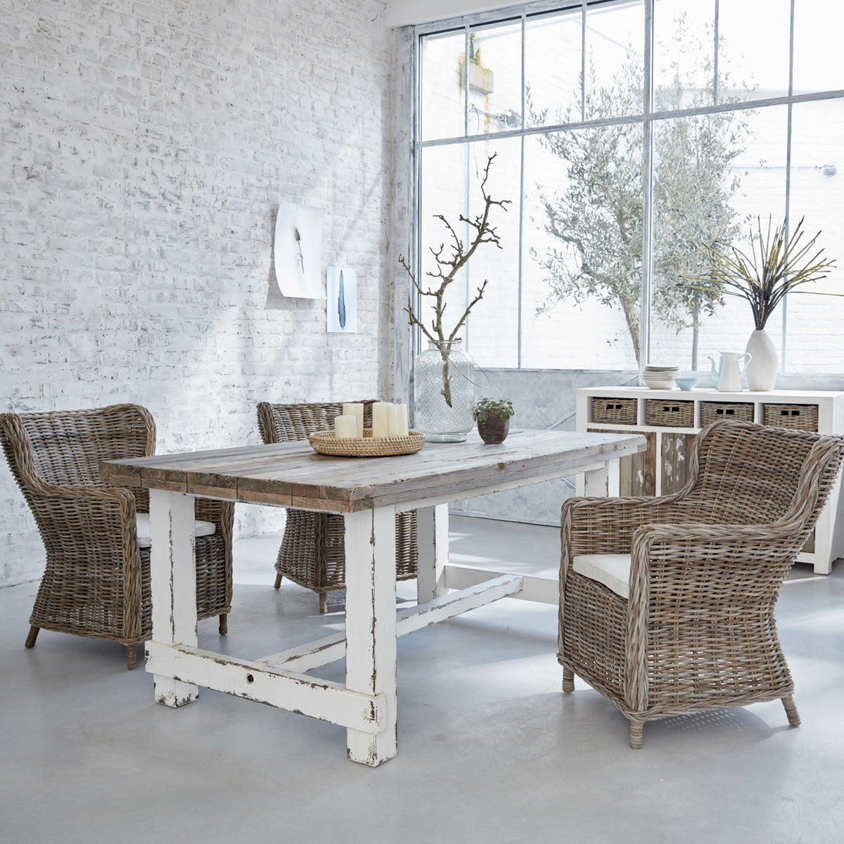 1100-table_en_bois_recycle_massif_8_pers-01.jpg