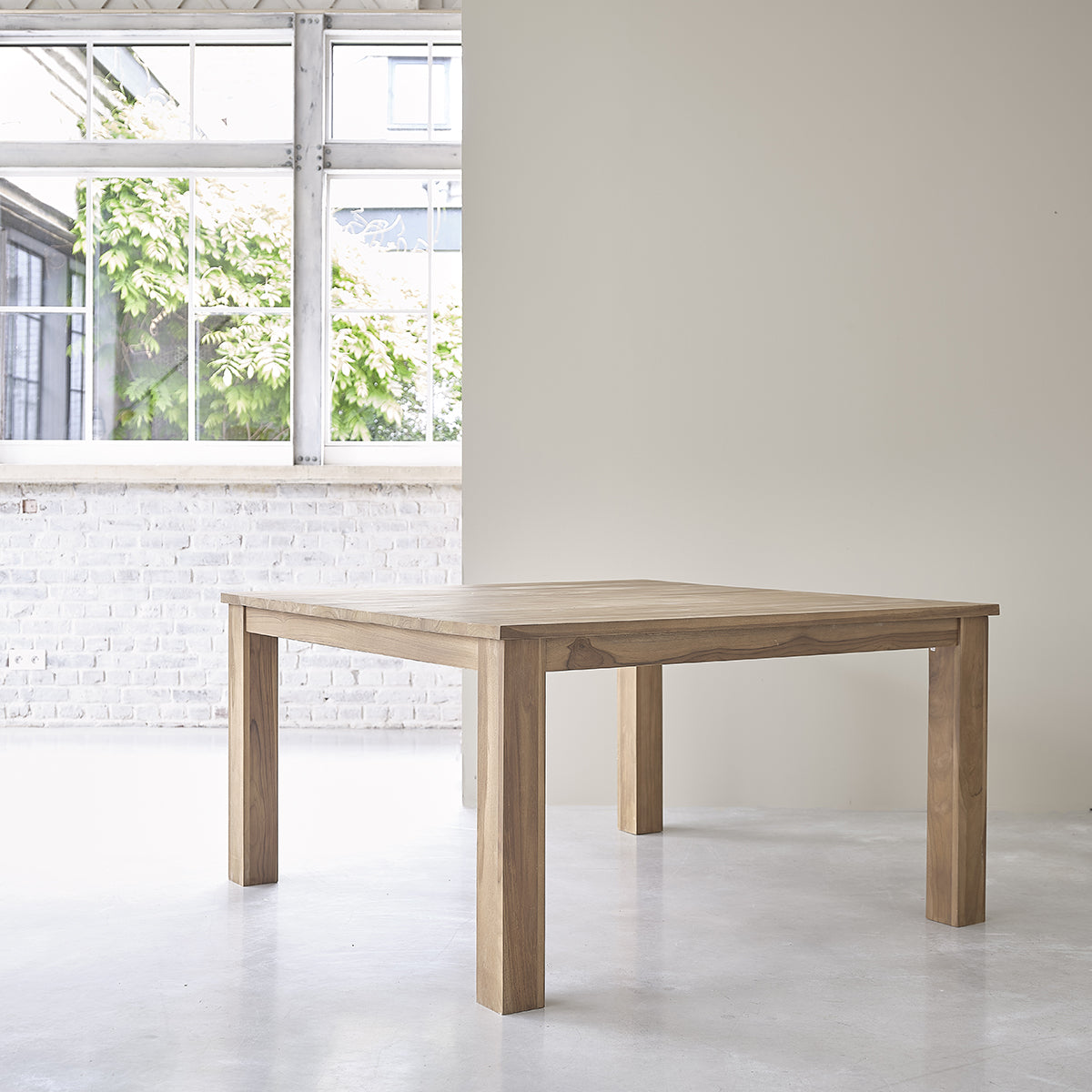 121-table_en_teck_massif_8_pers-04.jpg