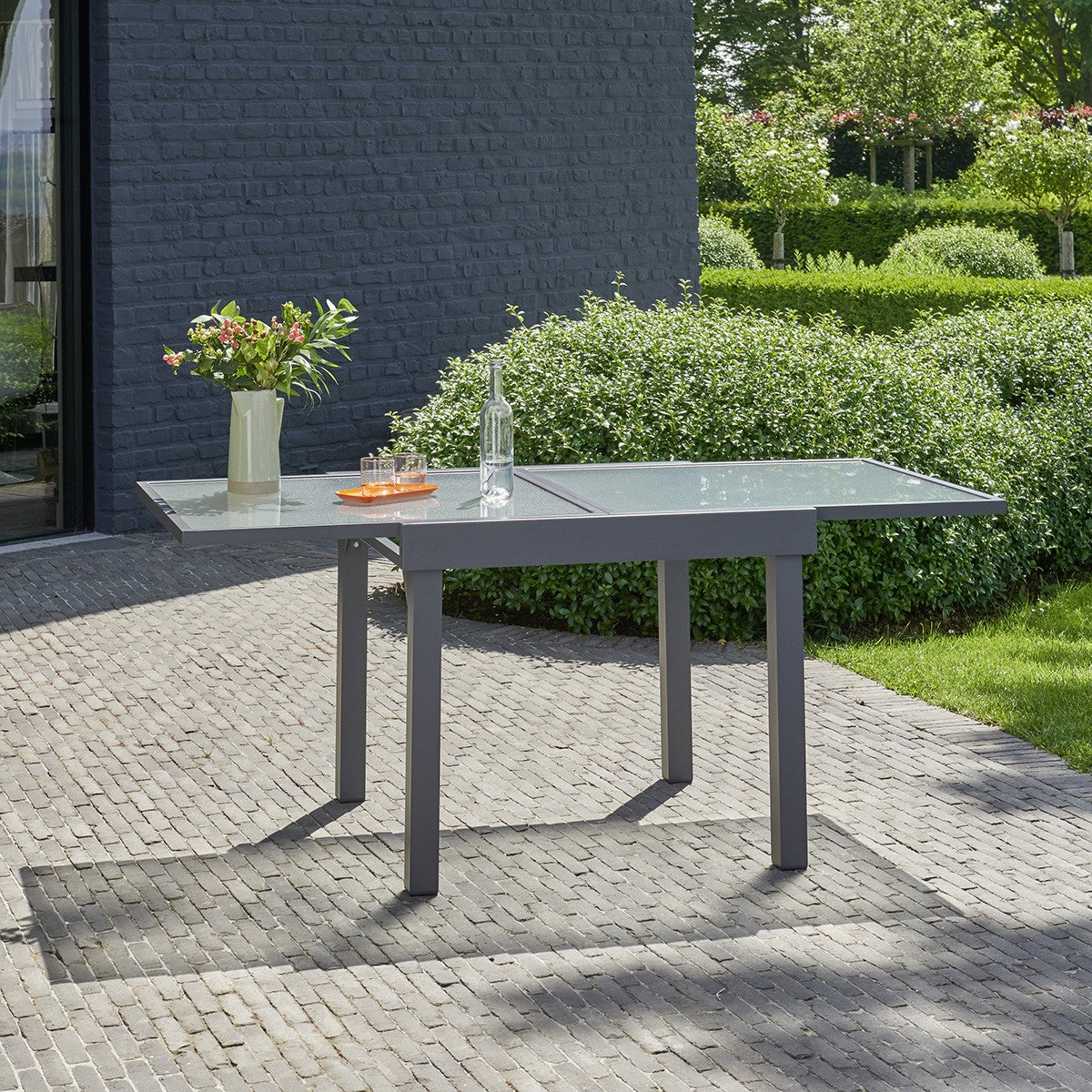 5013-table_de_jardin_en_aluminium_extensible_gris_4_8_pers-01.jpg