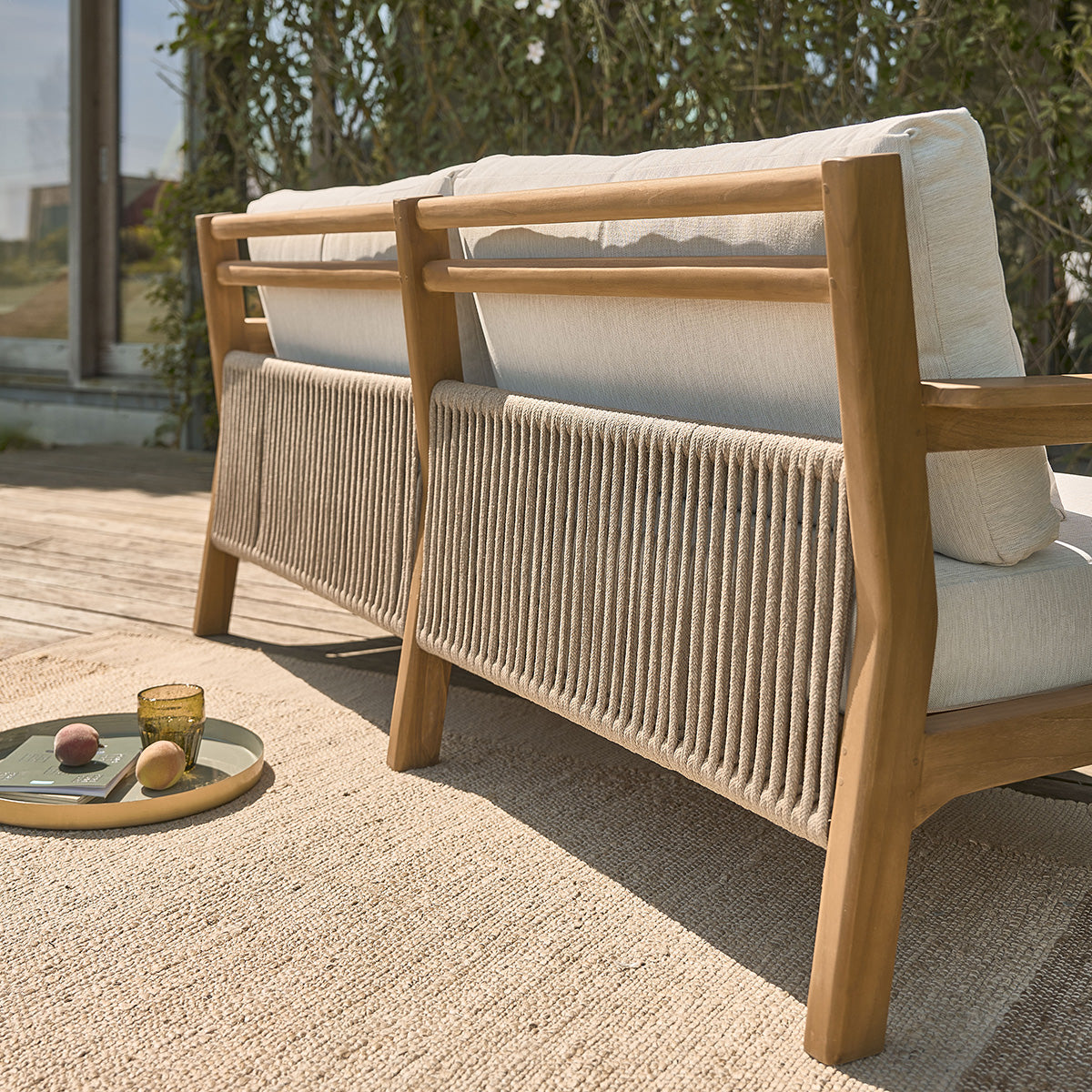 MAORA - Gartensofa aus massivem Teakholz