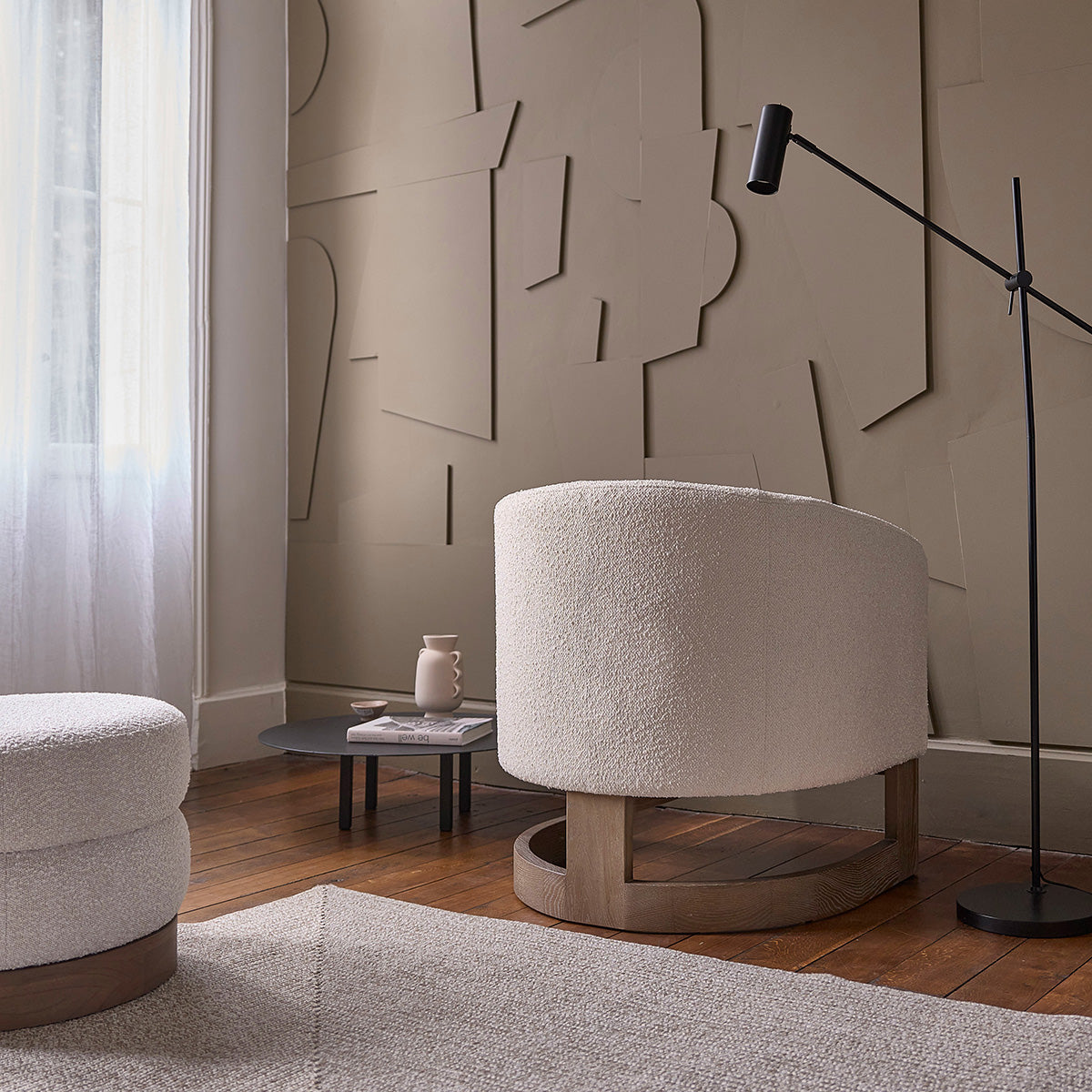 MALO - Sessel aus Eichenholz und naturfarbenem Bouclé-Stoff