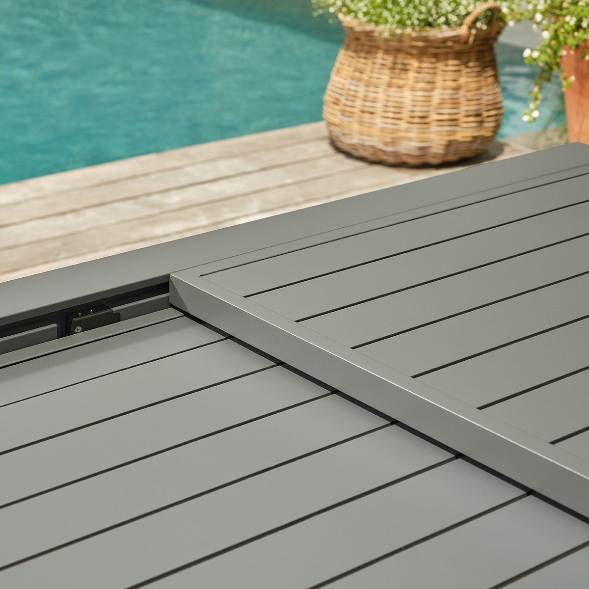 TDJ0012-table_de_jardin_en_aluminium_extensible_gris_6_10_pers-05.jpg
