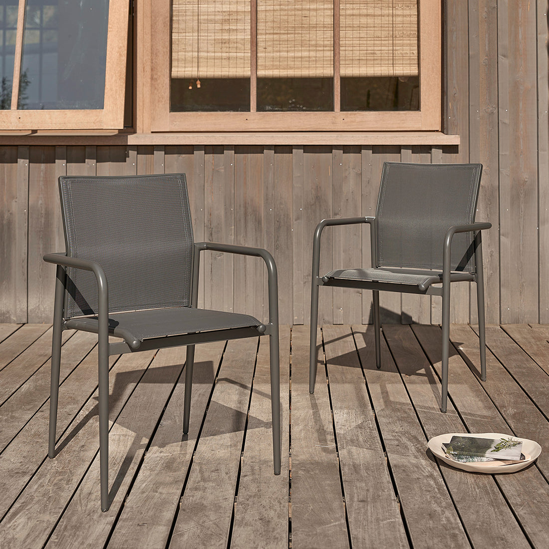 LAGON - Sessel aus Aluminium und grauem Textilene (Set von 2)