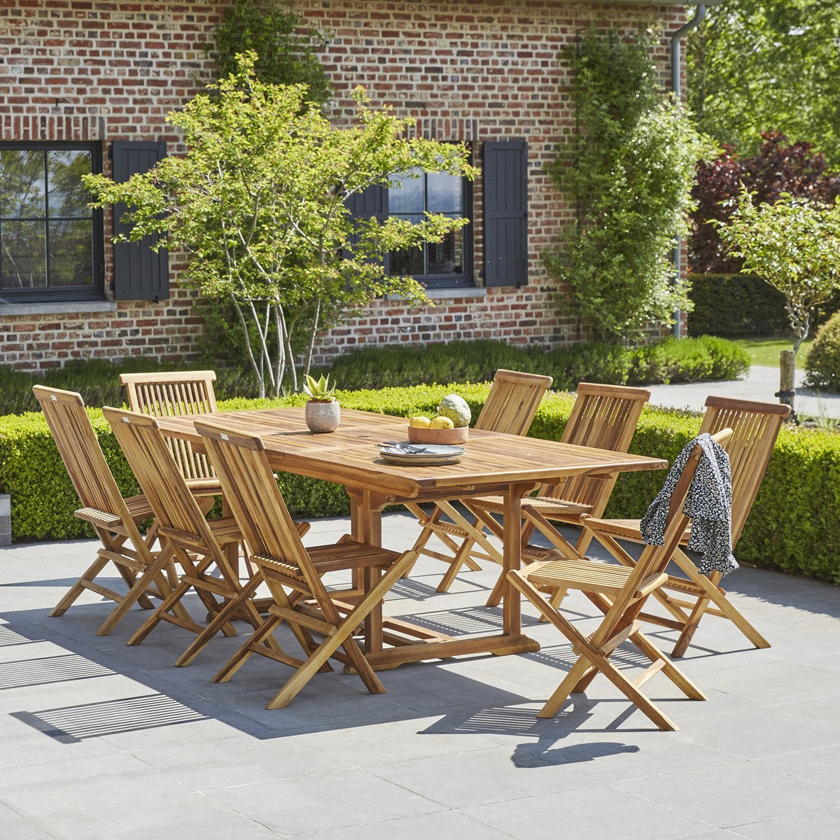 BALI - Gartenmöbel aus massivem, geöltem Teakholz 8/10 pers.