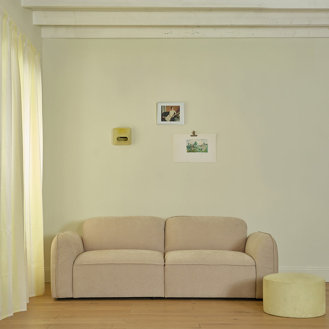 HECTOR - Gerades 3-Sitzer-Sofa aus beige meliertem Samt