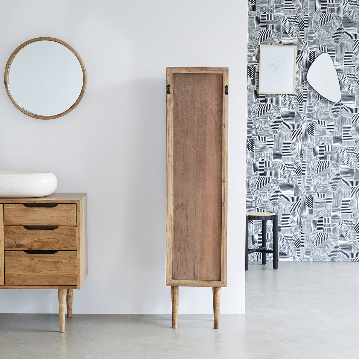 HANA - Badezimmersäule aus massivem Mindi und Rohrgeflecht 150 cm