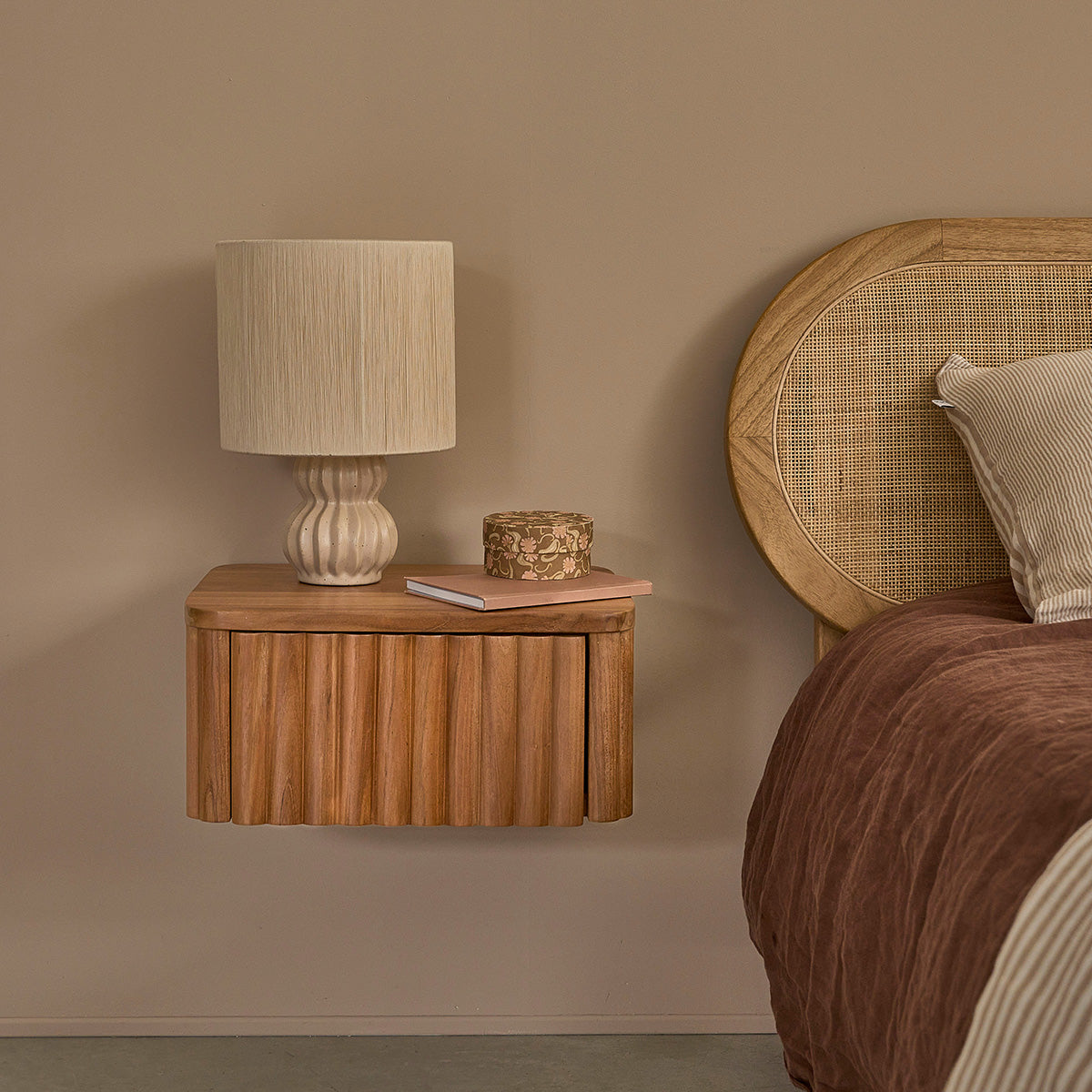 BELIZE - Nachttisch aus Teakholz, hängend, 45 cm