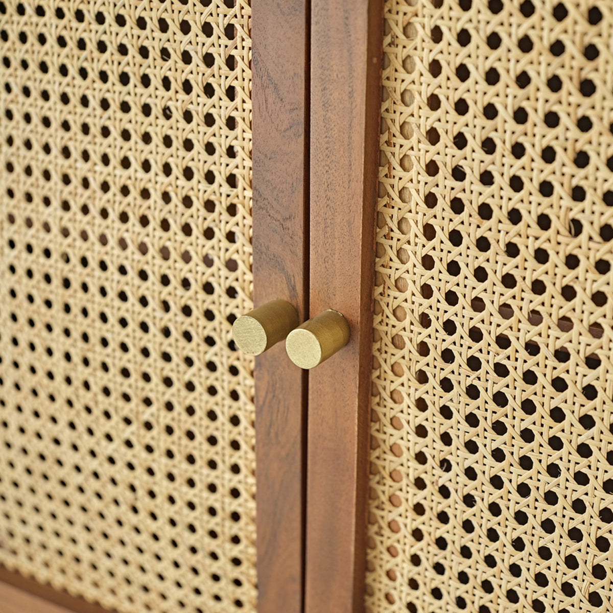 LEONTINE - Sideboard aus massivem Akazienholz mit Nussbaum-Oberfläche und Rohrgeflecht 120 cm