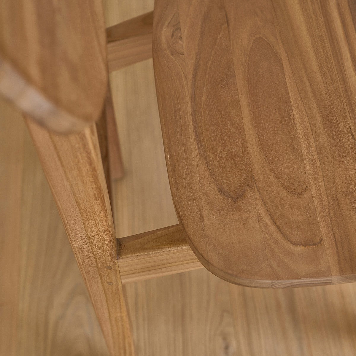 ADELE - Set aus 2 Stühlen aus massivem Teakholz