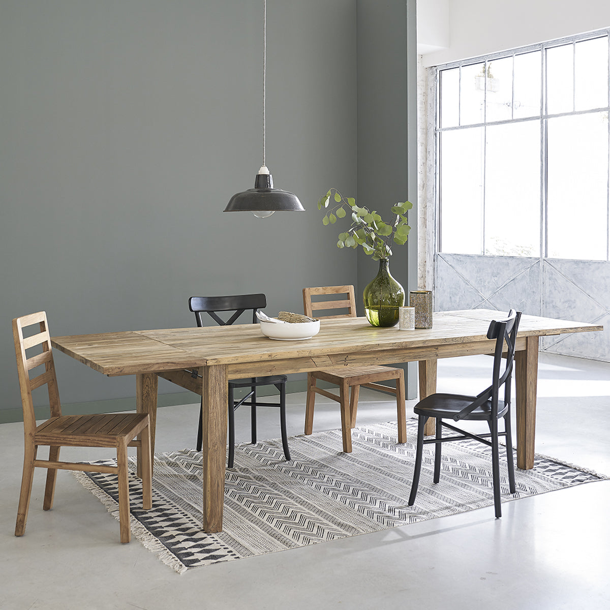 CARGO - Ausziehbarer Tisch aus massivem recyceltem Teakholz 14 pers.