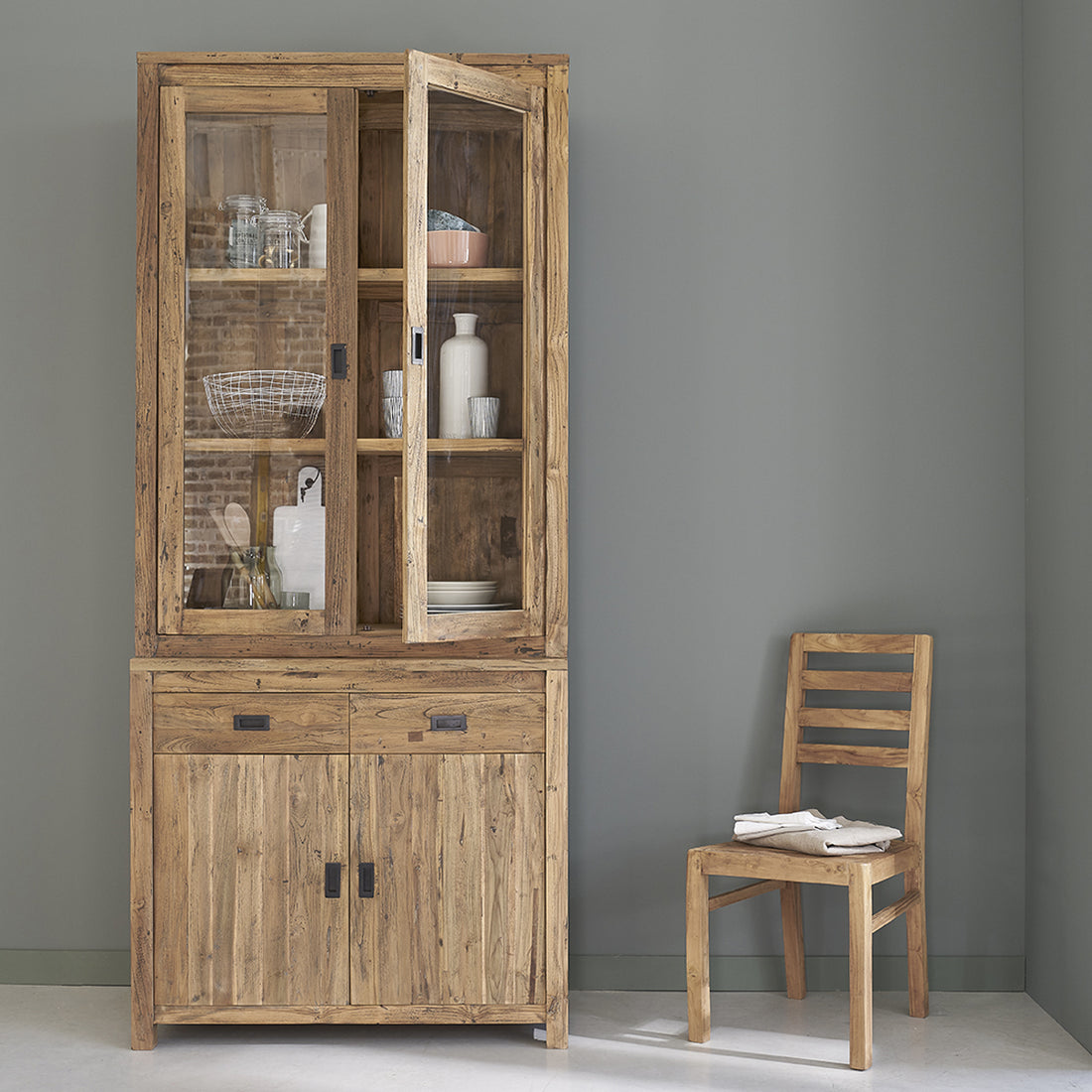 CARGO - Geschirrschrank aus massivem, recyceltem Teakholz 100 cm