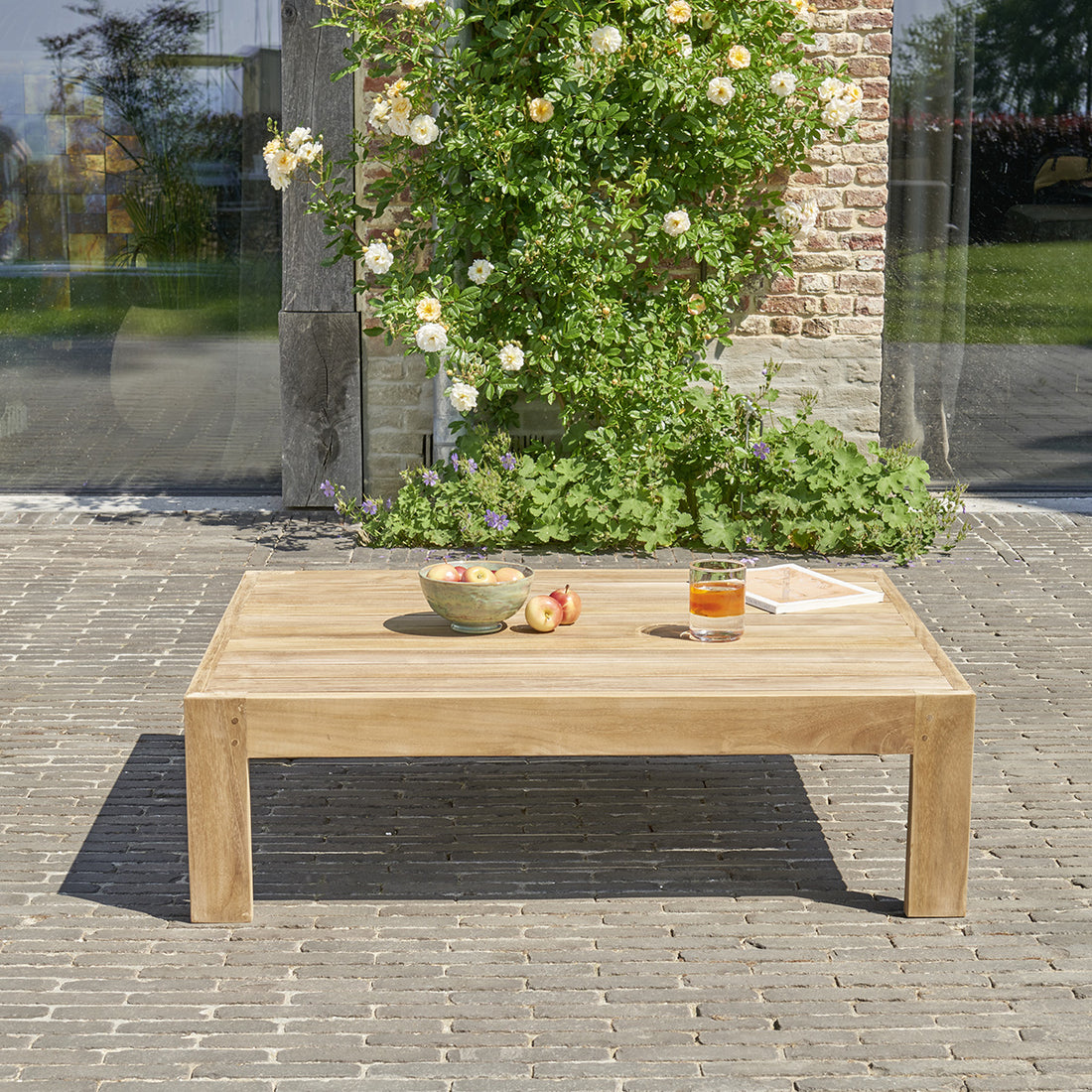 PALMA - Garten-Couchtisch aus Teakholz 102