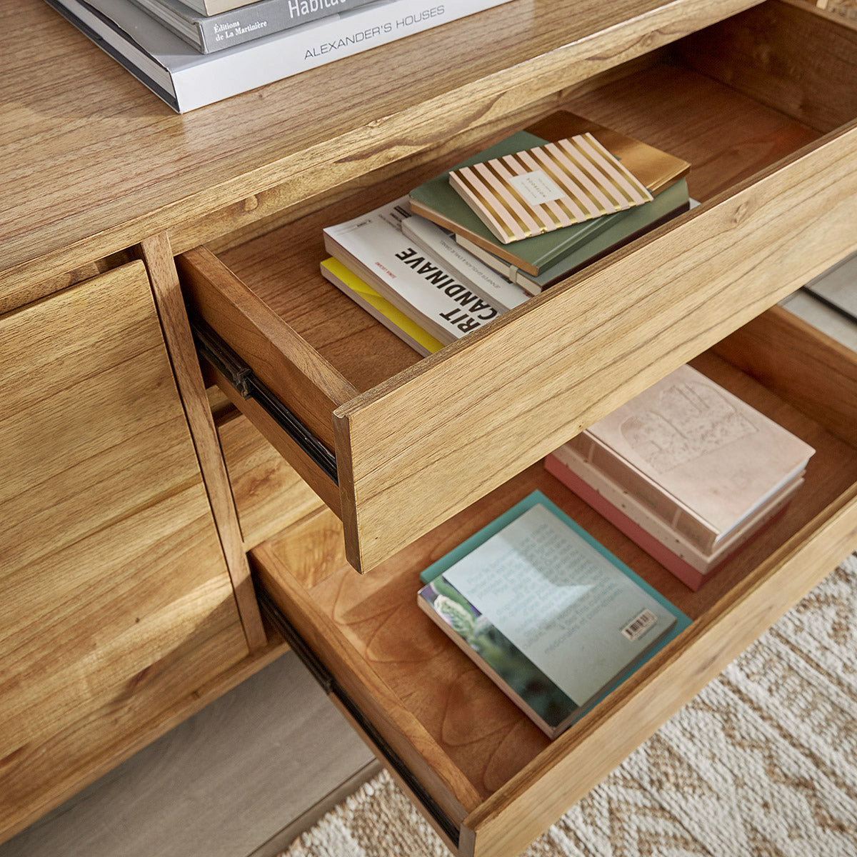 TILO - Kommode aus massivem Mindi 180 cm