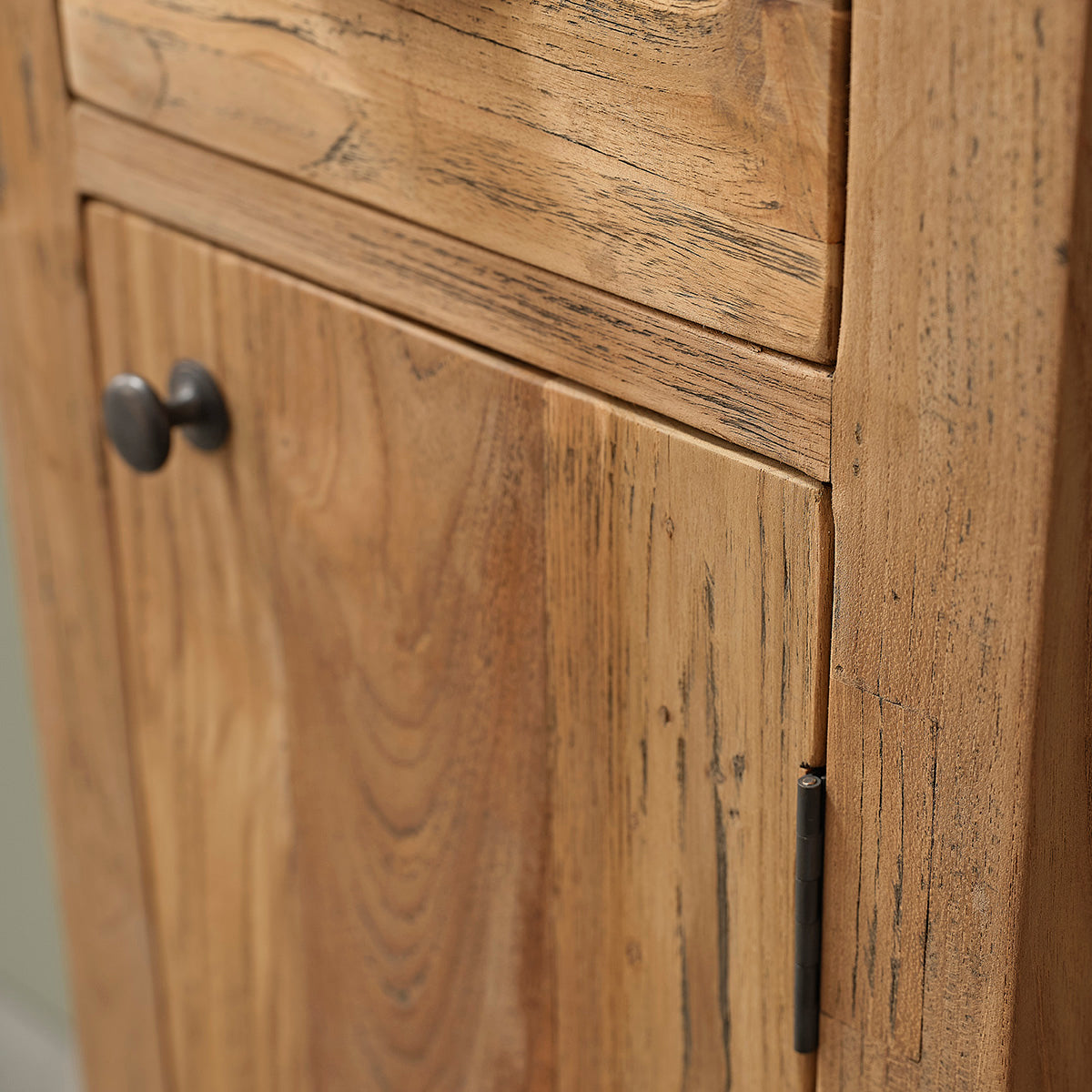 AUSTIN - Hochschrank aus massivem recyceltem Teakholz 170 cm