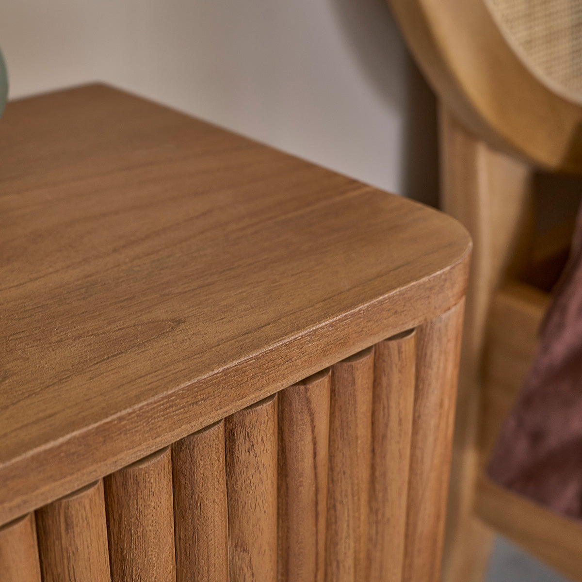 COLINE - Nachttisch aus Teakholz