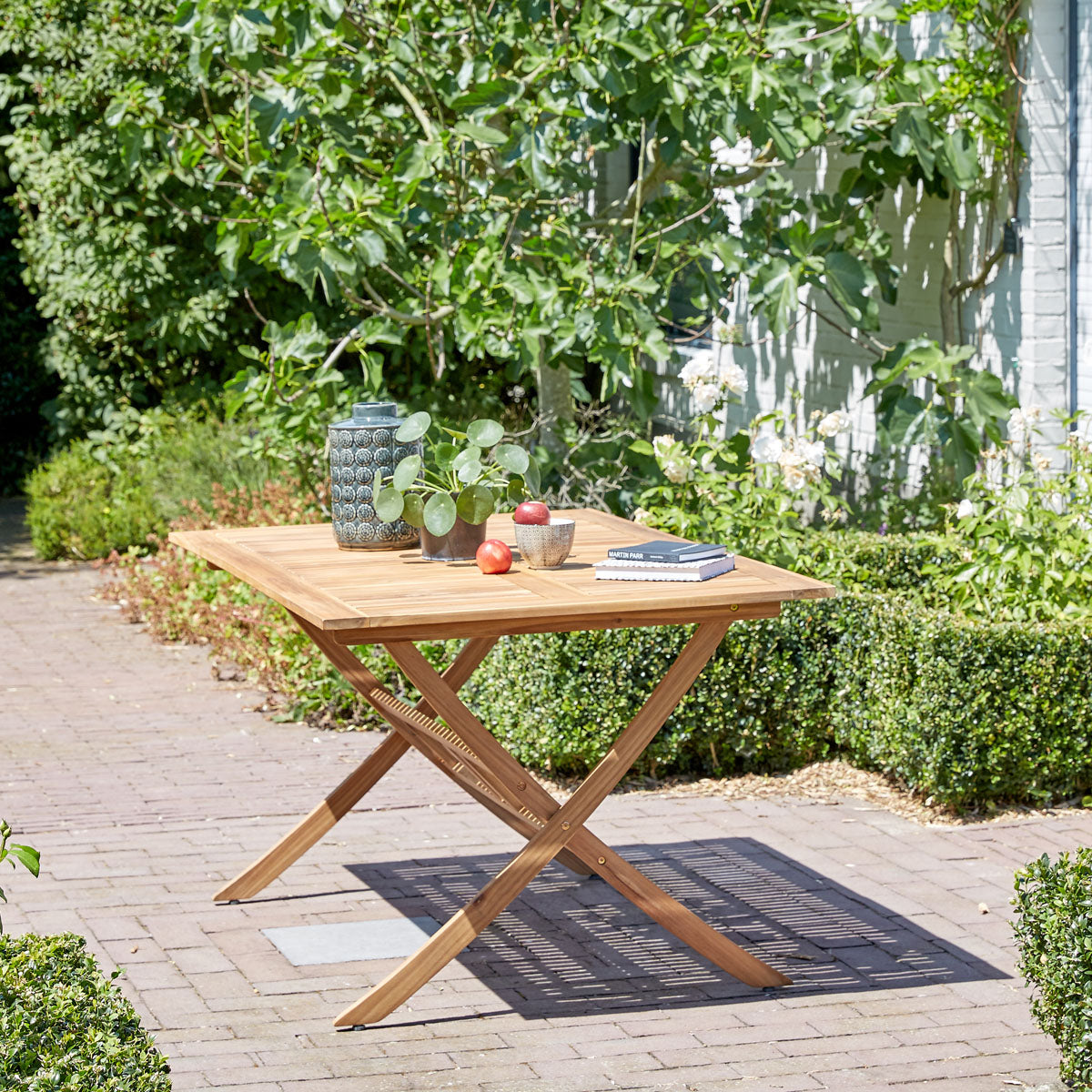 HANOÏ - Gartentisch aus massivem Akazienholz  für 6 Sitze