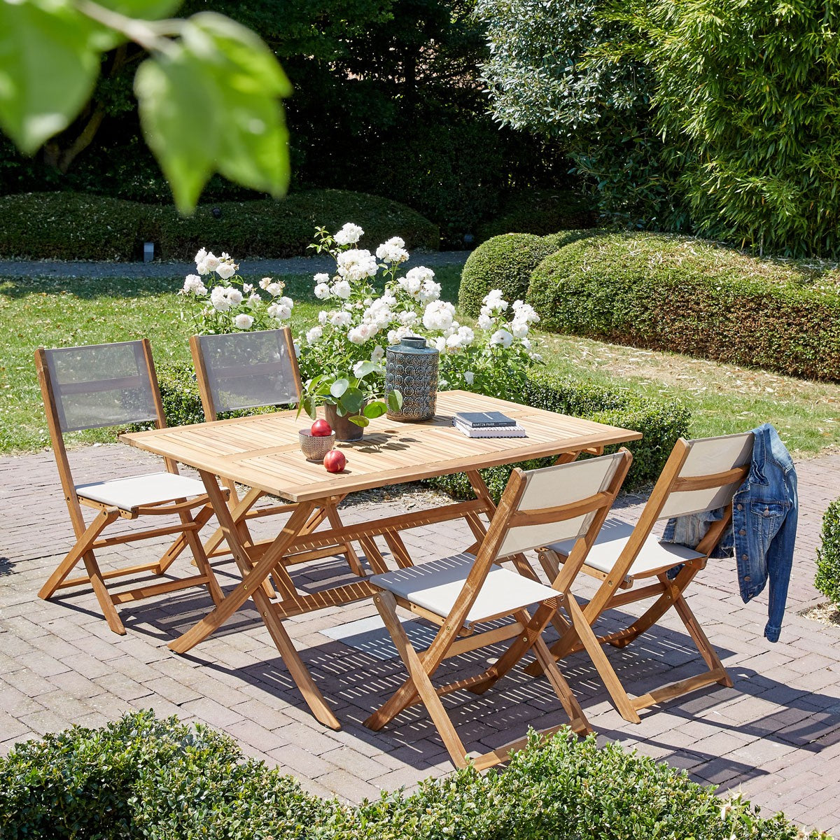 HANOÏ - Gartentisch aus massivem Akazienholz  für 6 Sitze