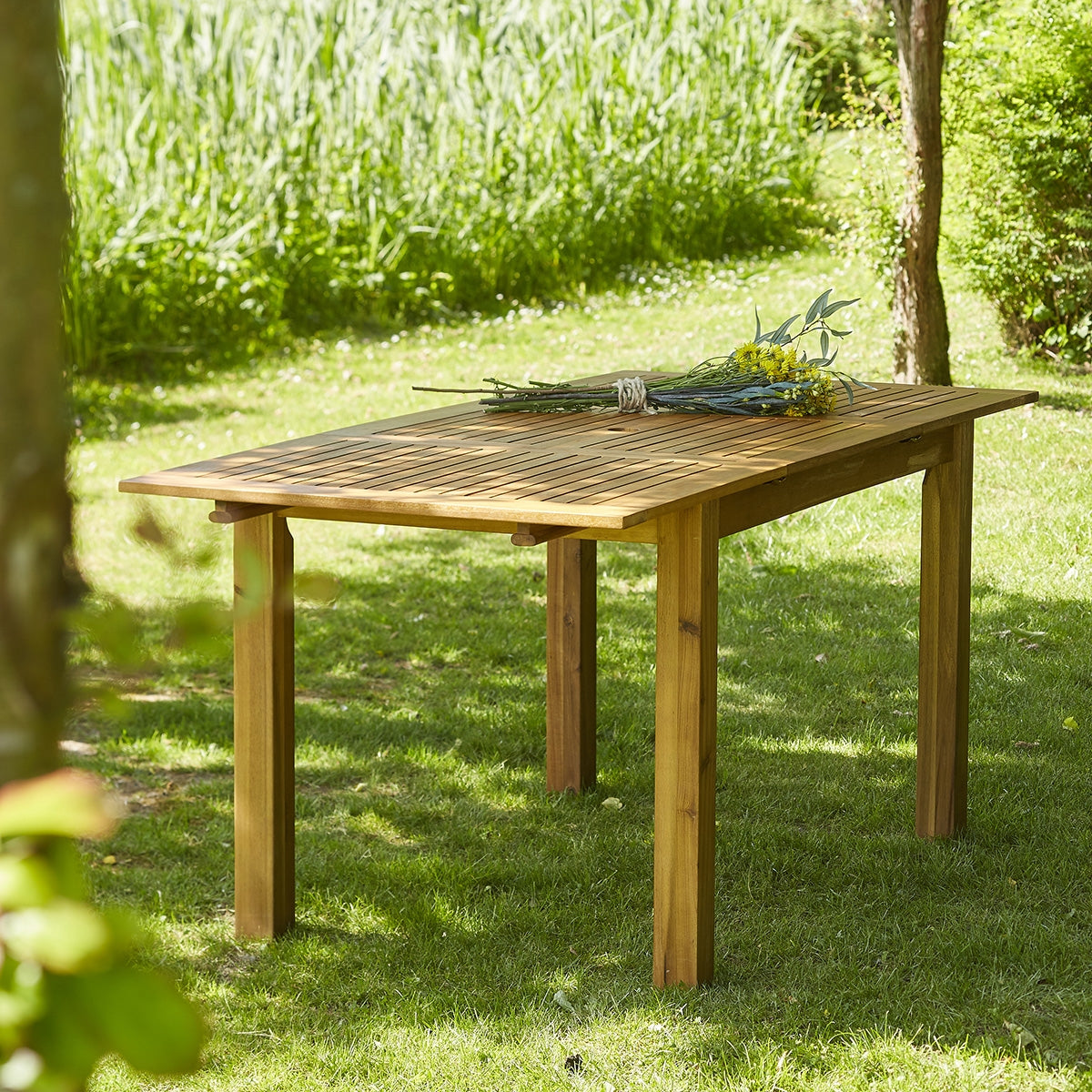 HANOÏ - Ausziehbarer Gartenmöbel aus Akazienholz 6/8 Sitzplätze