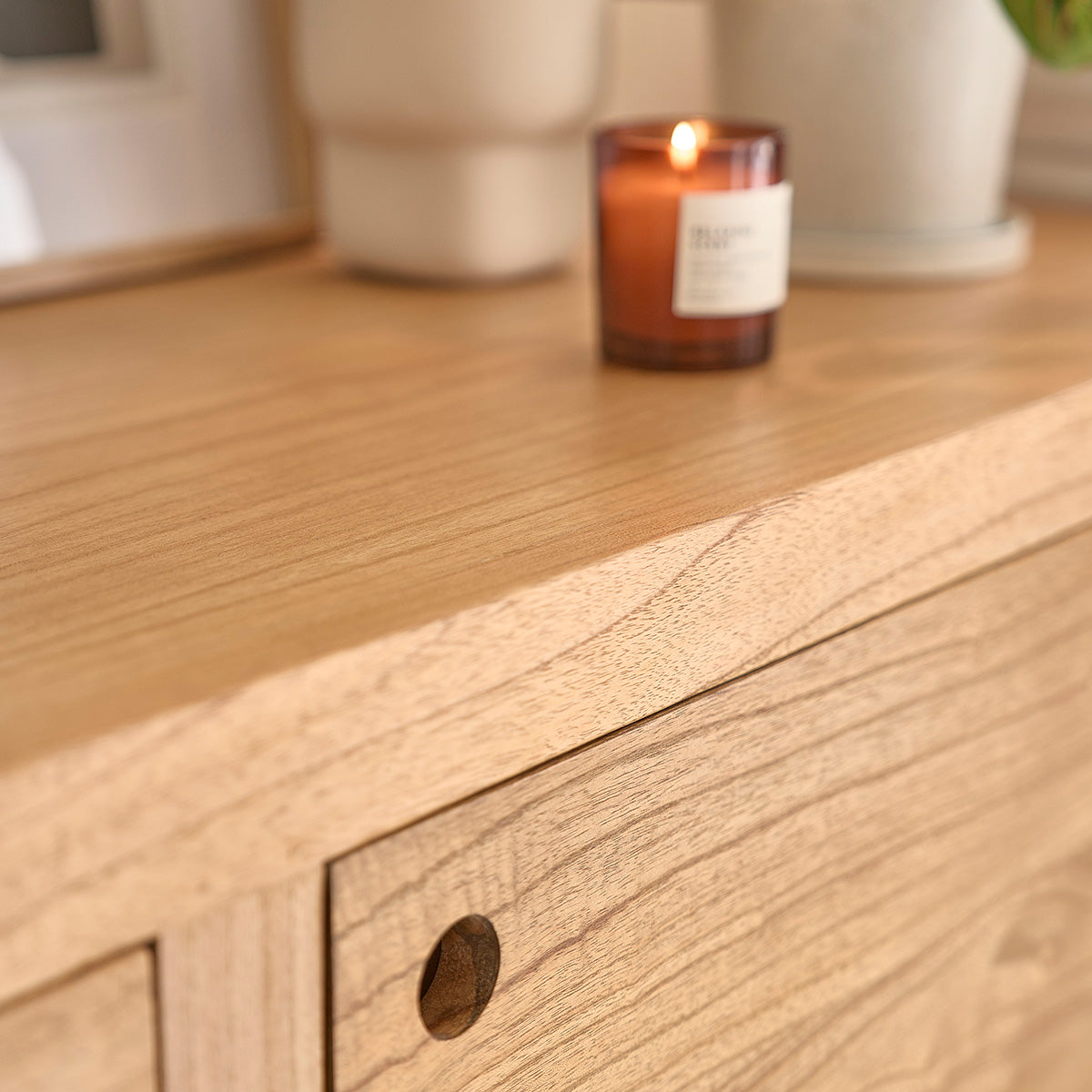 SACHA - Kommode aus massivem Mindi 180 cm