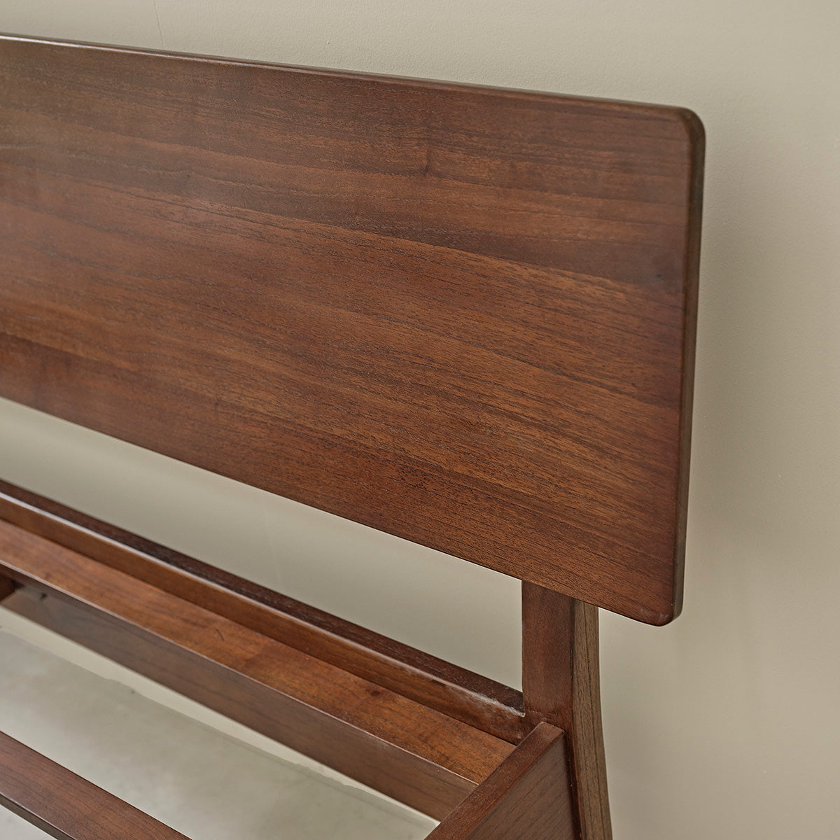 VINTAGE - Bett aus massivem Mindi 160 cm