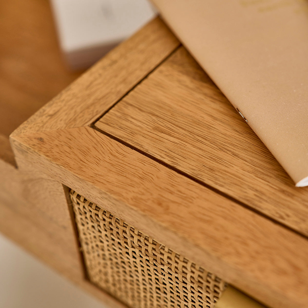 FELICIE - Schminktisch aus massivem Mangoholz und mit Rohrgeflecht 90 cm