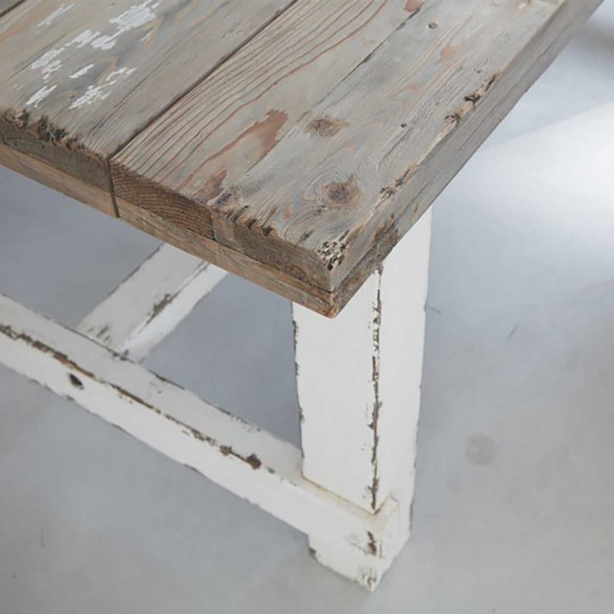 ATLANTIC - Massiver Tisch aus recyceltem Holz für 8 Pers.