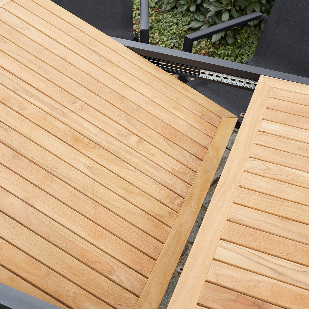 BALITECK - Ausziehbarer Gartentisch aus Aluminium und Teak 6/10 Sitzer