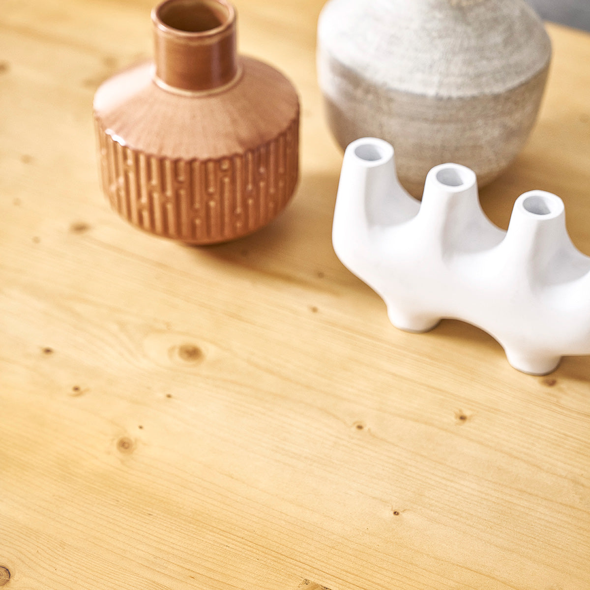 ROBIN - Tisch aus massiver Kiefer und Metall 6 pers.