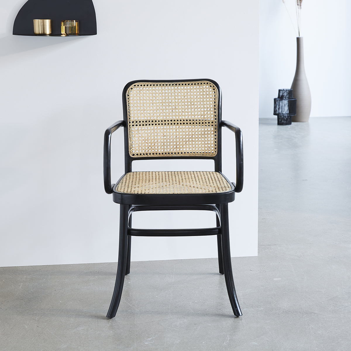 ARON - Set aus 2 Stühlen mit Armlehnen aus massivem Mahagoni und Rohrgeflecht