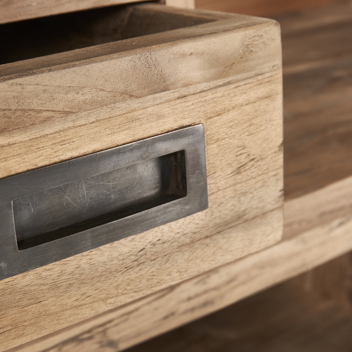 CARGO - Bar aus massivem recyceltem Teakholz 120 cm