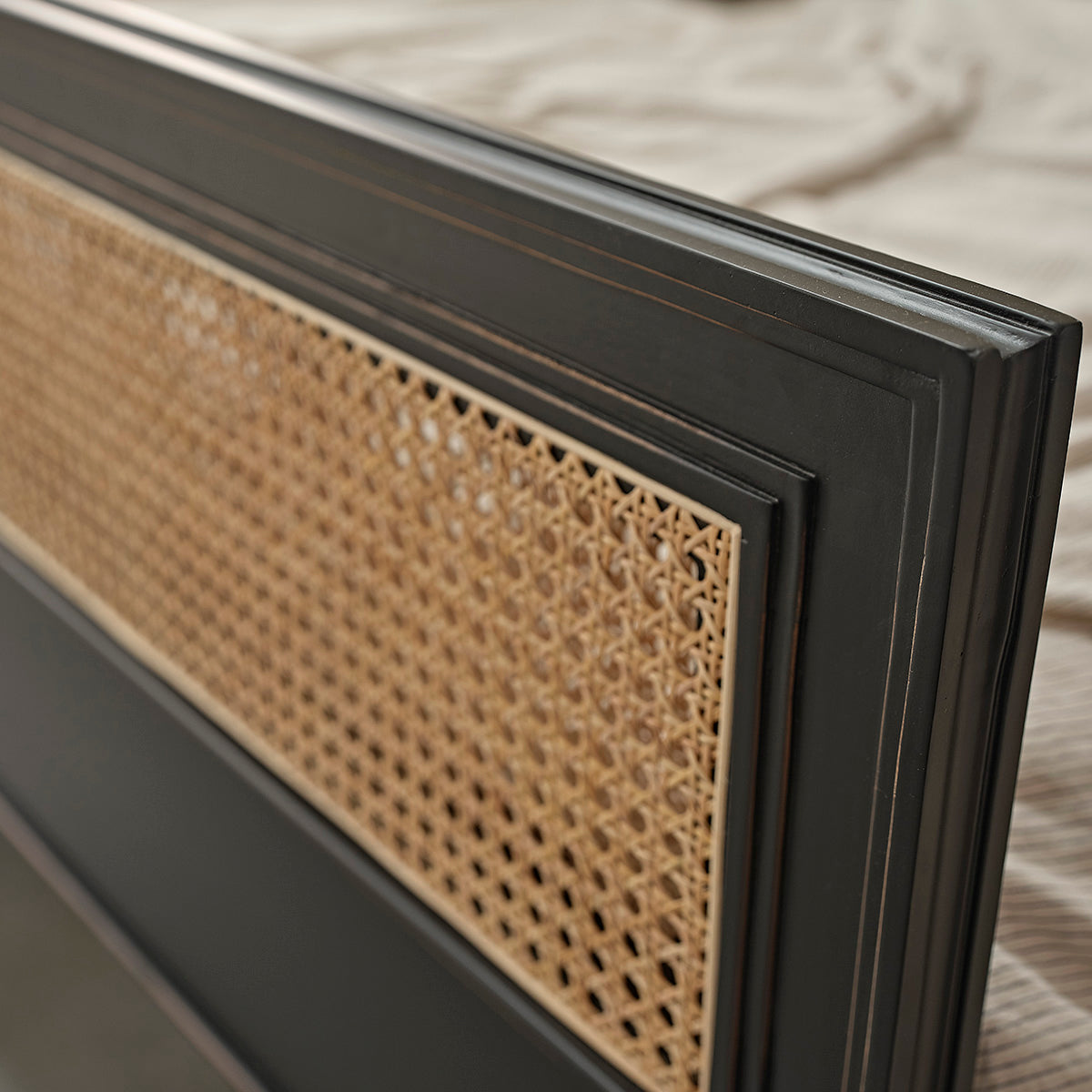 SOHO - Bett aus Massivholz und mit Rohrgeflecht 160 cm  