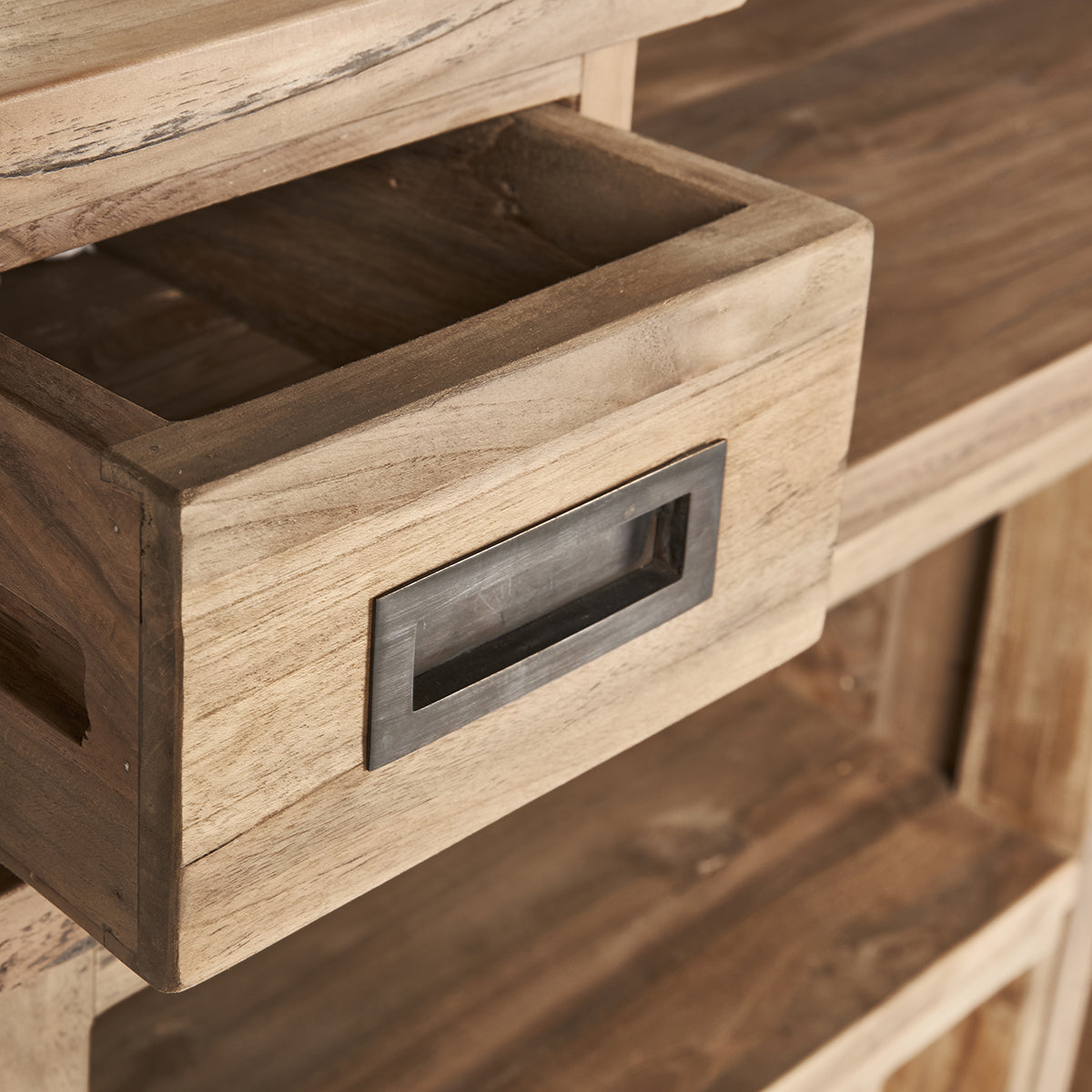 CARGO - Bar aus massivem recyceltem Teakholz 120 cm