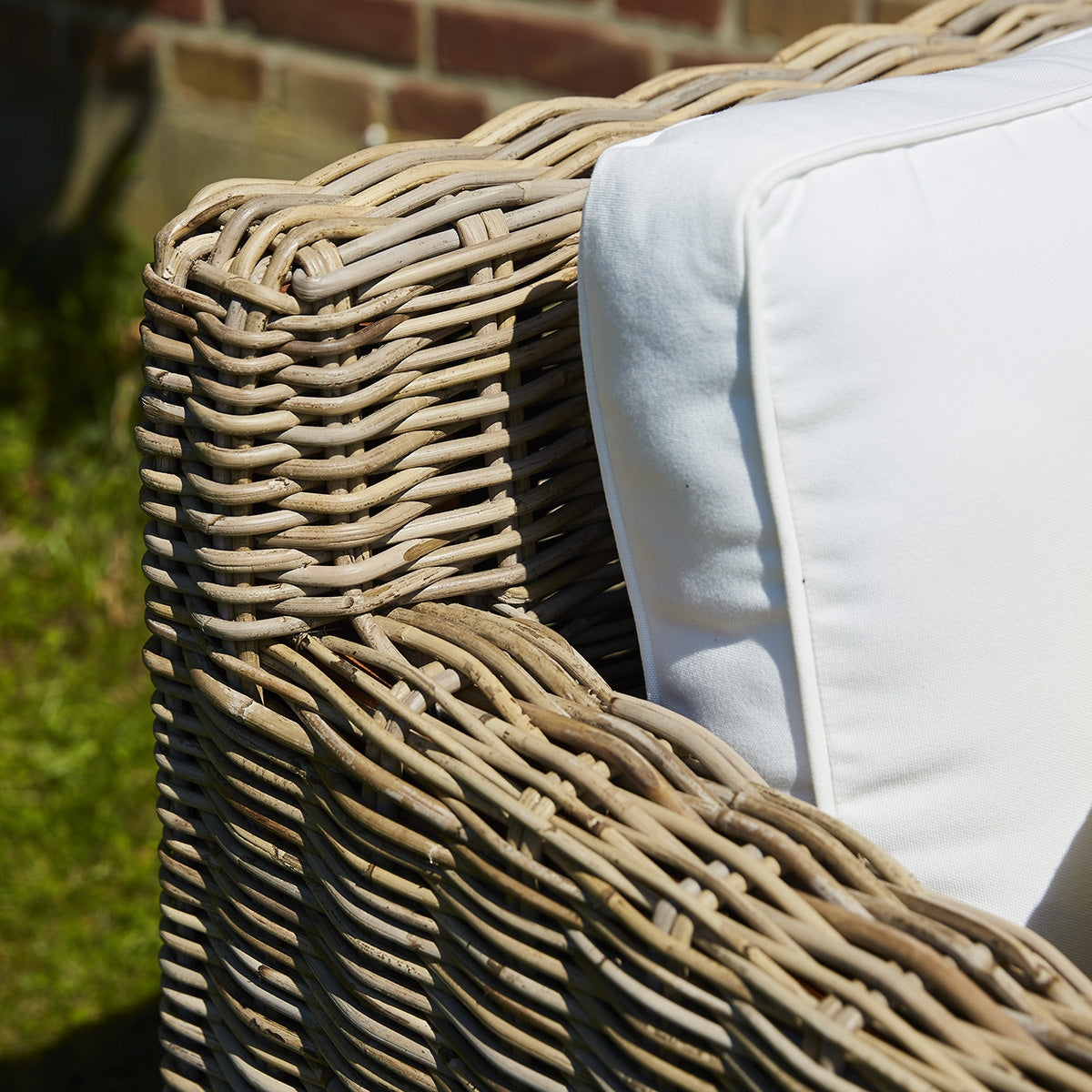 MUSA - Gartensofa aus naturfarbenem Kubu