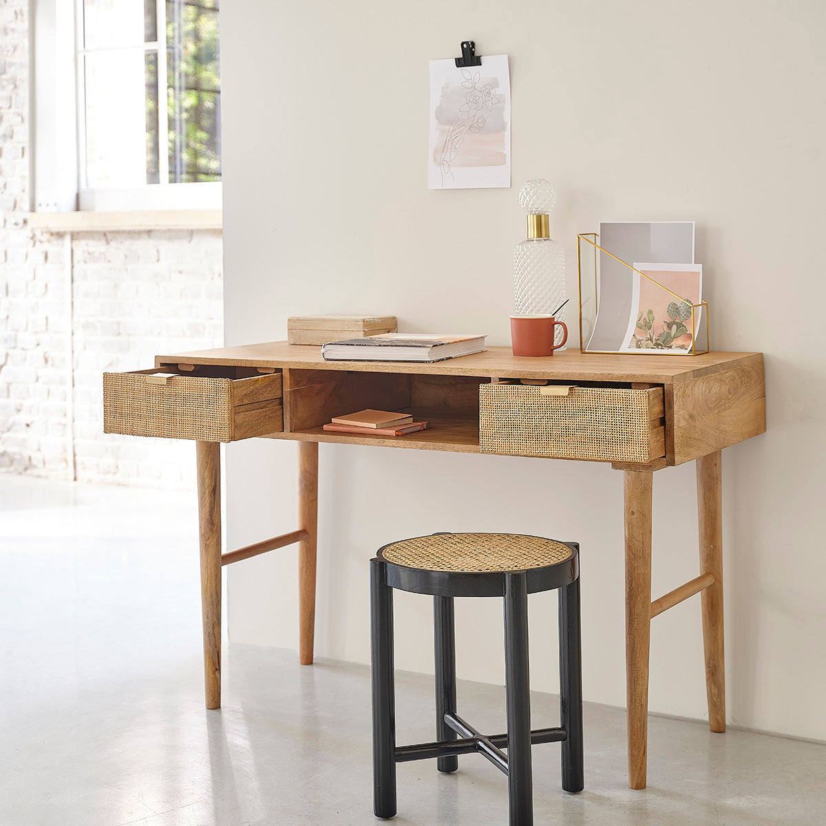 FELICIE - Schreibtisch aus massivem Mangoholz und Rohrgeflecht 120 cm