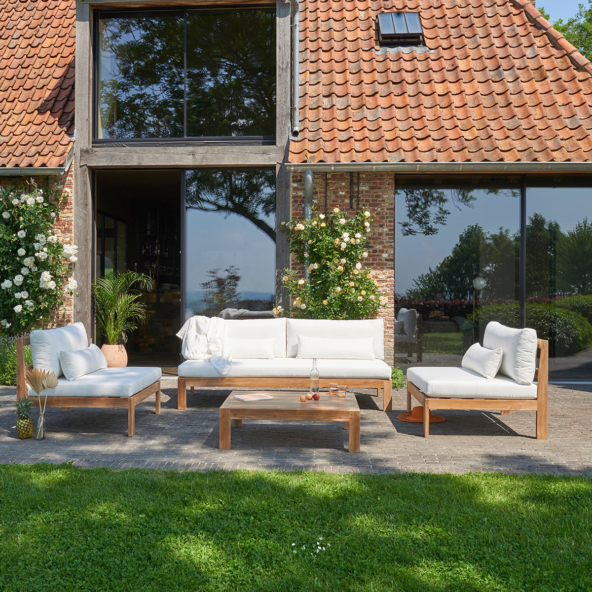 PALMA - Gartenmöbel aus massivem weißem Teakholz