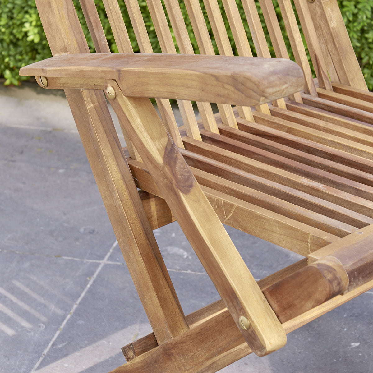 BALI - Klappbarer Gartensessel aus massivem geöltem Teakholz (4er-Set)
