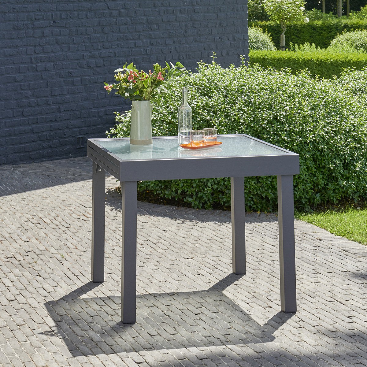5013-table_de_jardin_en_aluminium_extensible_gris_4_8_pers-03.jpg