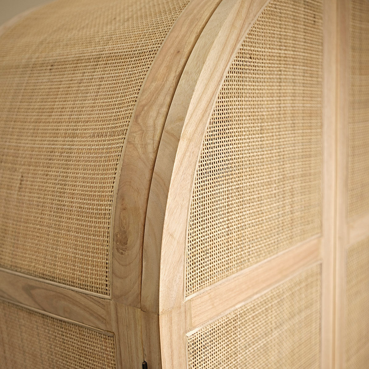 MAËL - Schrank aus massivem Mindi und mit Rohrgeflecht 90 cm