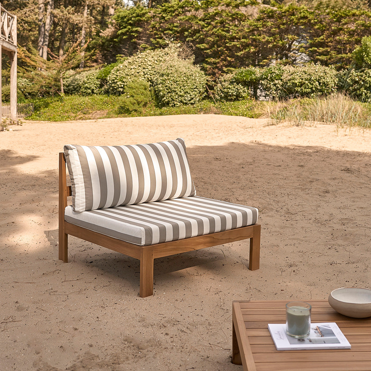 PALMA - Niedrige Gartenmöbel aus gestreiftem massivem Teakholz
