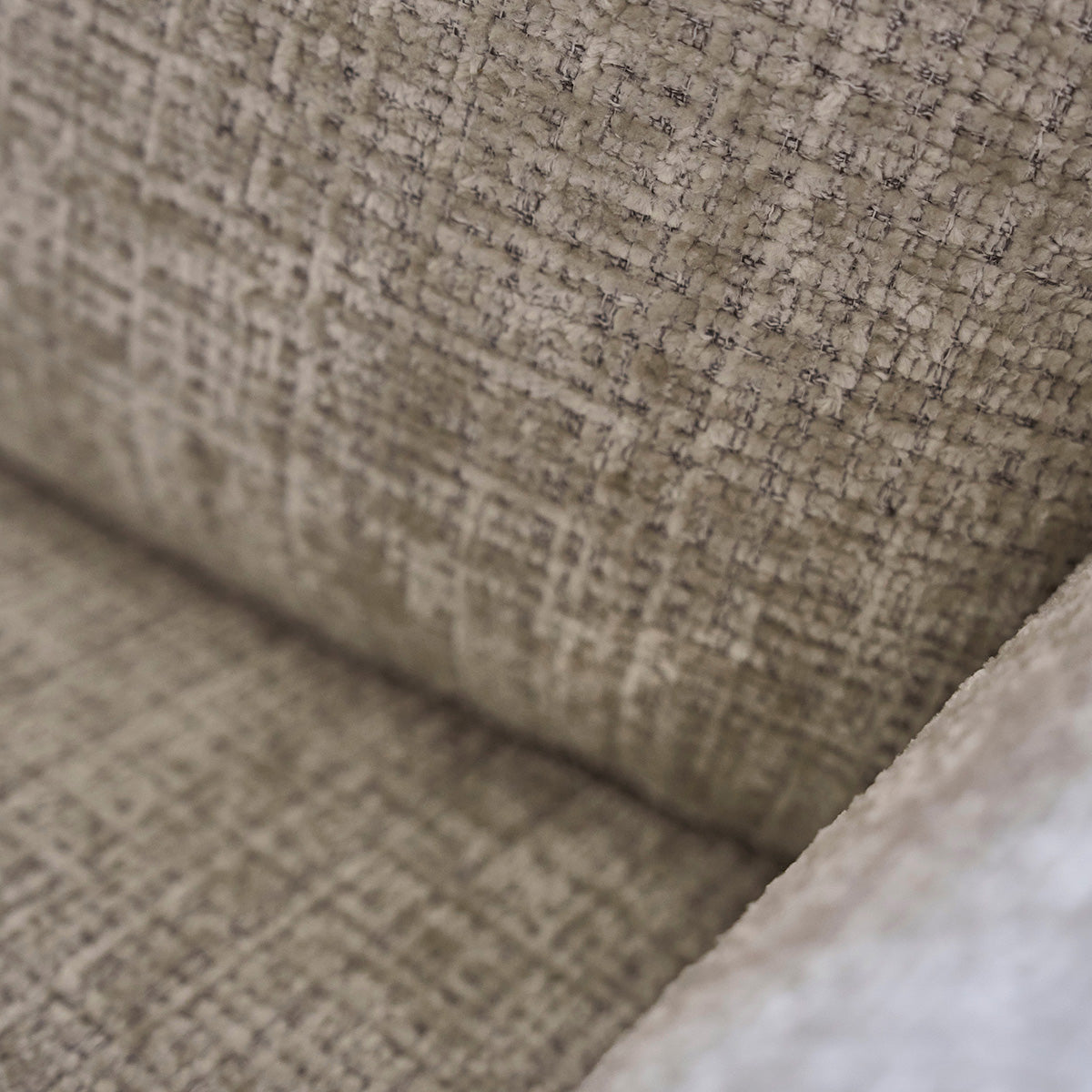 HECTOR - Gerades 3-Sitzer-Sofa aus beigefarbenem strukturiertem Samt