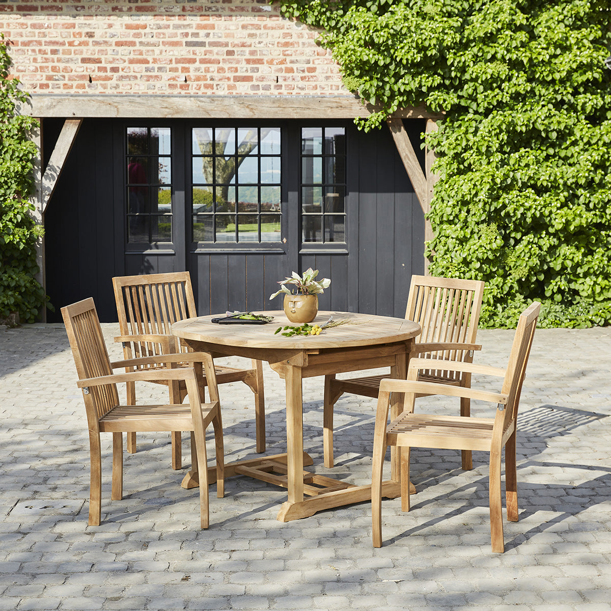 MIDLAND - Ausziehbare Gartenmöbel aus massivem Teakholz für 4/6 Pers.