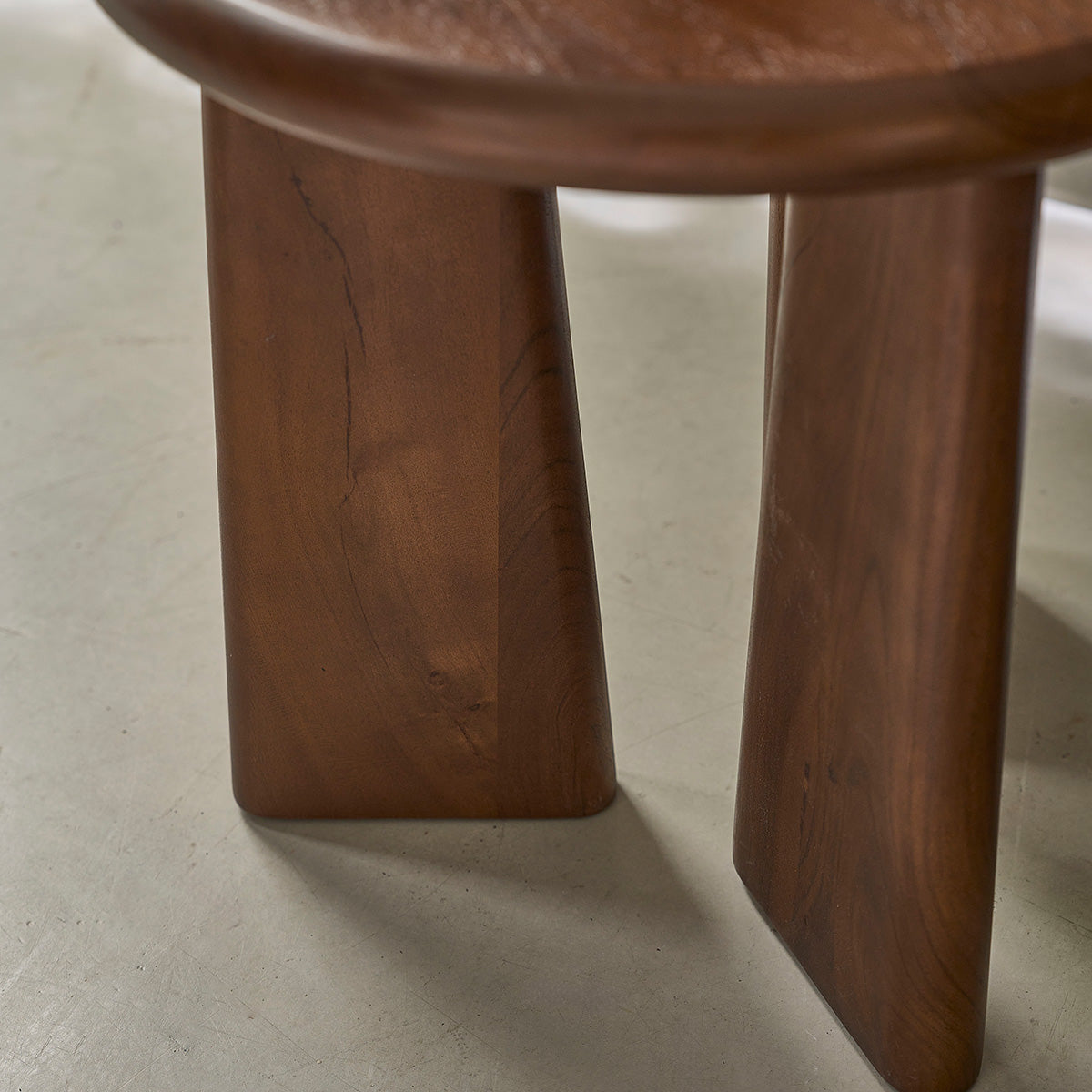 ANNA - Beistelltisch aus Akazienholz, rund