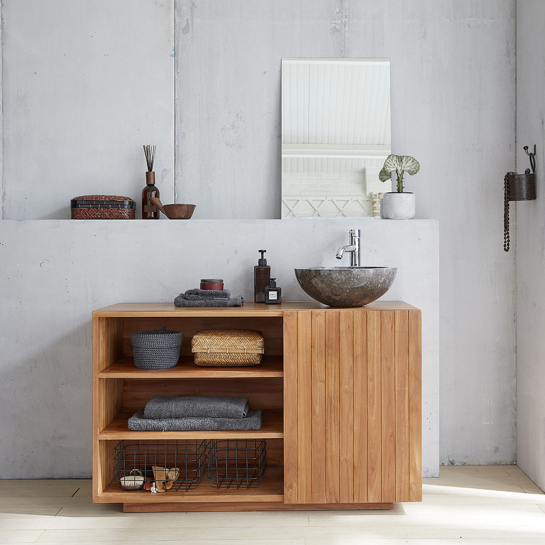 RIO - Waschtischunterschrank aus massivem Teakholz 120 cm