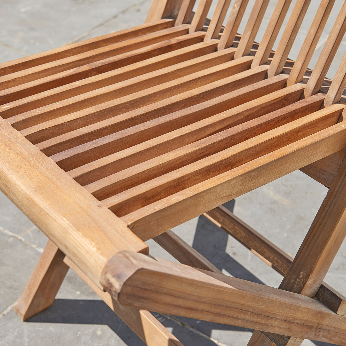 BALI - Klappbarer Gartenstuhl aus massivem geöltem Teakholz (4er Set)