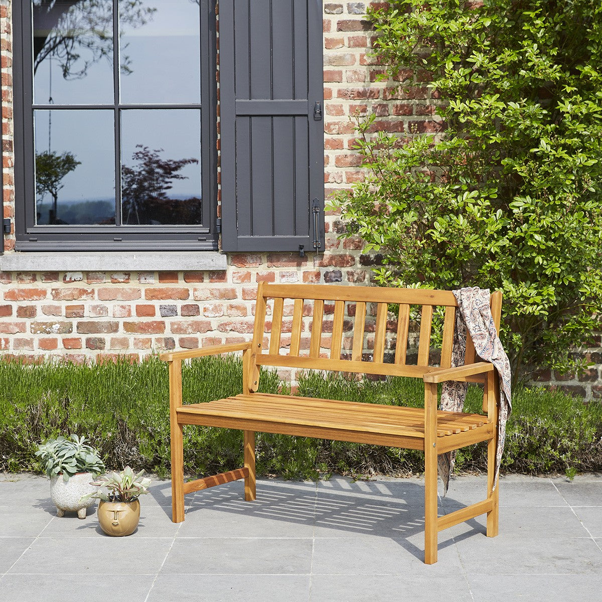 HANOÏ - Gartenbank aus massivem Akazienholz 120 cm