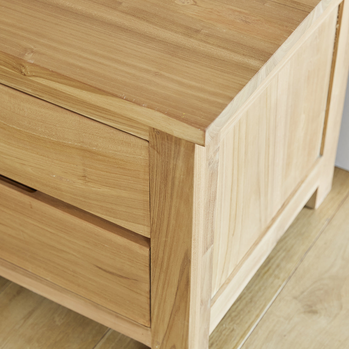 BOSTON - TV-Schrank aus massivem Teakholz 150 cm