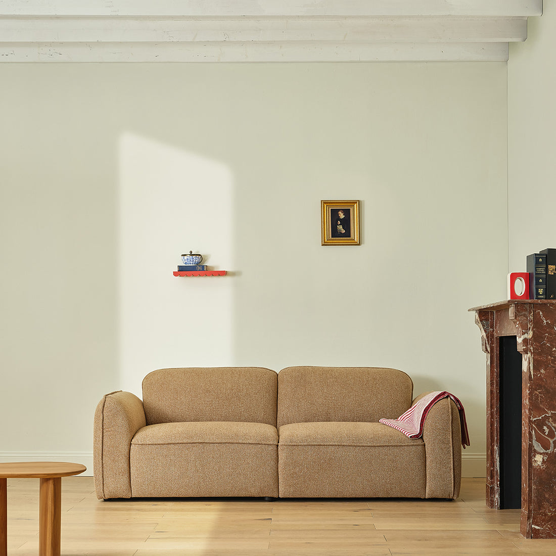 HECTOR - Gerades 3-Sitzer-Sofa aus hellbraun meliertem Strukturstoff