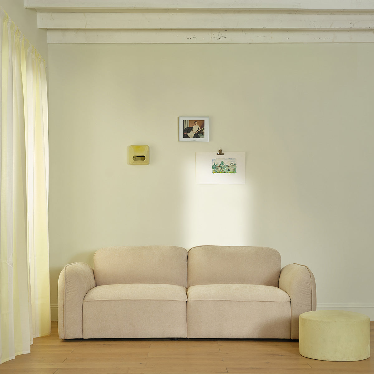 HECTOR - Gerades 3-Sitzer-Sofa aus beige meliertem Samt