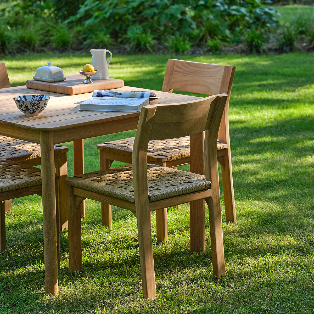 PIANA - Gartenstuhl aus massivem Teakholz und Rattan