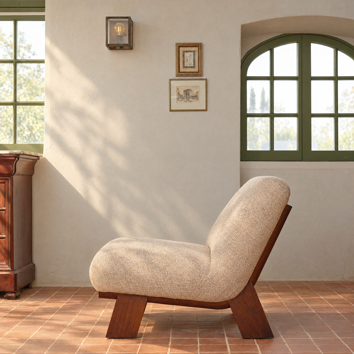 ANOUK - Sessel aus massivem Mindi-Holz und beige meliertem Stoff